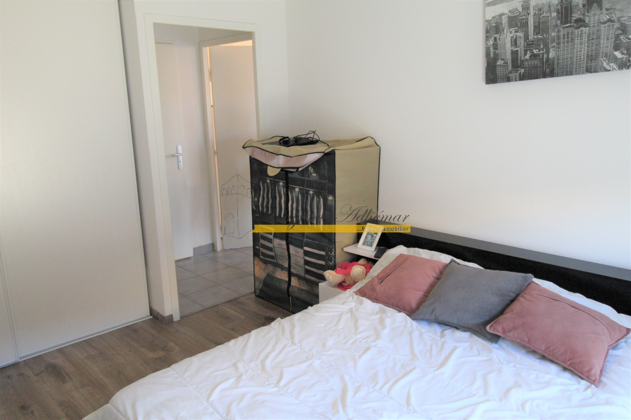 Photo 4